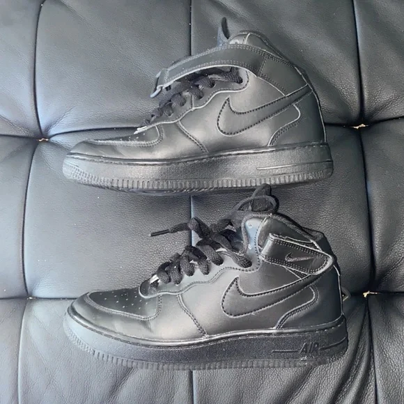 🔥🔥 Nike Air Force 1 High - Picture 1 of 7